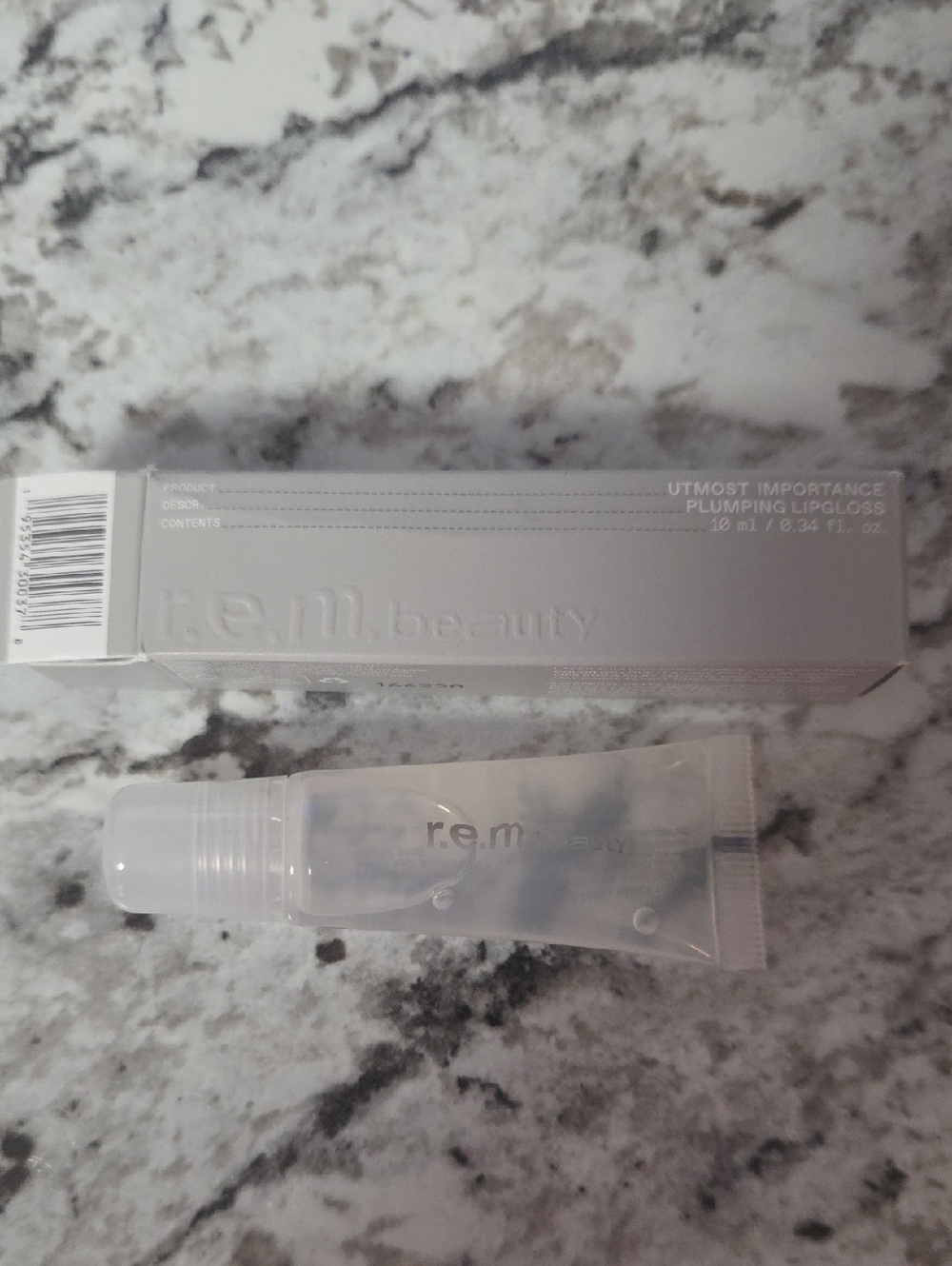 NIB - r.e.m. beauty Utmost Importance Plumping Lipgloss - Clear